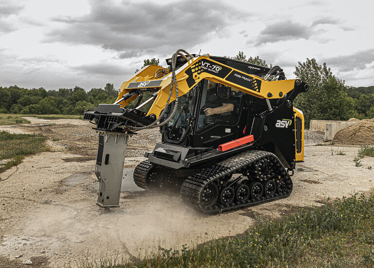 MAX-Series VT-70 Compact Track Loader High Output with Breaker